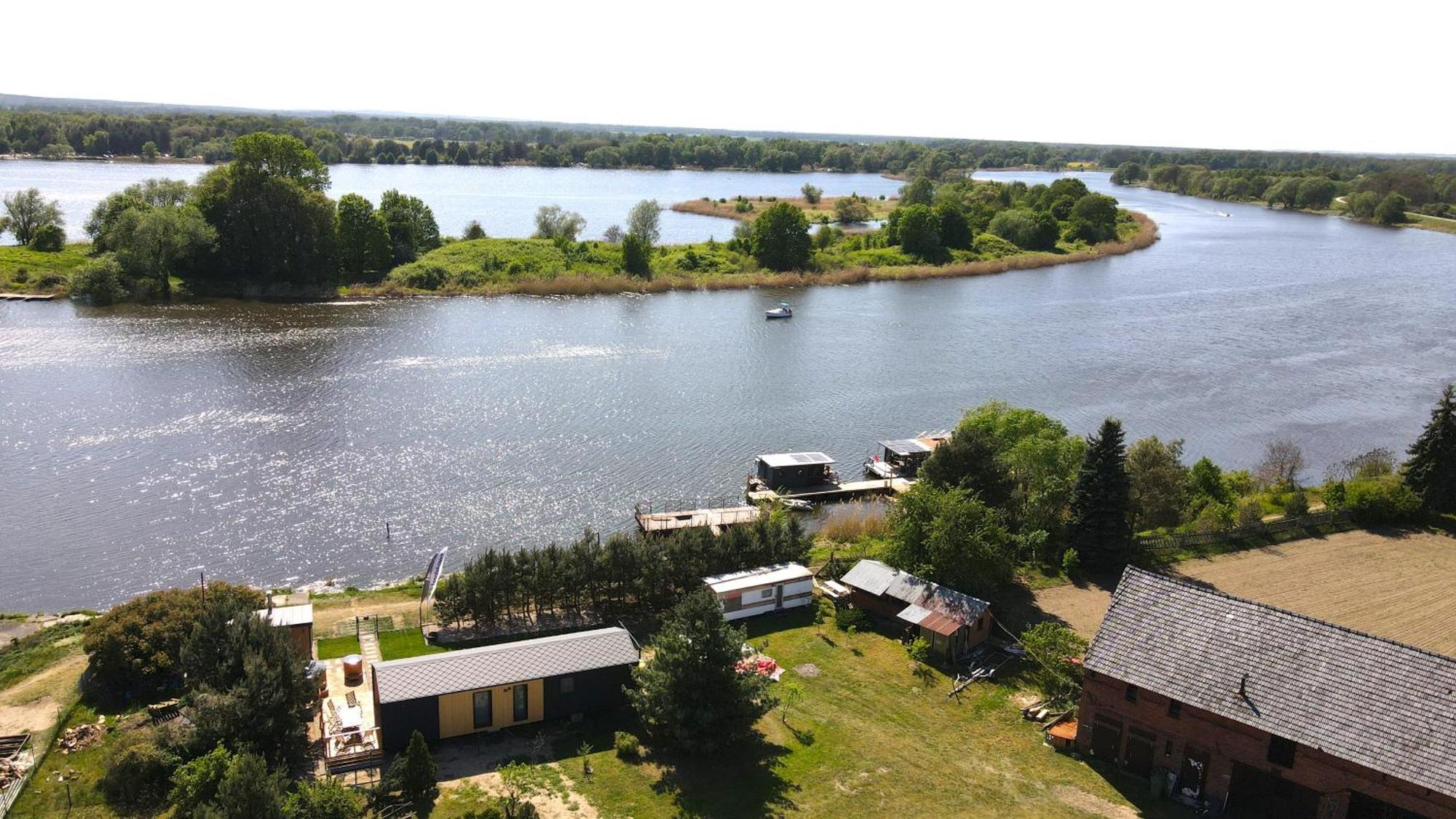 Houseboat Water Boy Apartament Plywajacy Dom Na Wodzie Lodz Uraz  Exterior foto